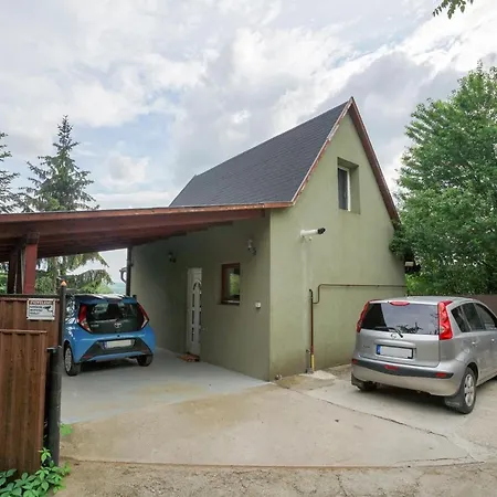 Csudakucko Apartment Erlau